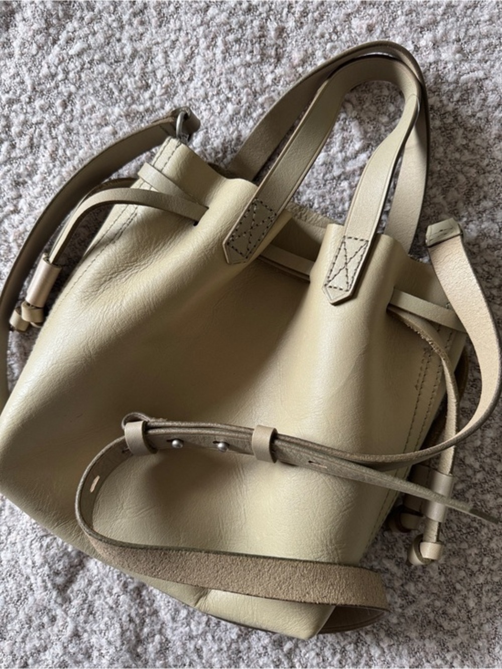 Madewell Transport Bucket Bag in Vintage Parchment Leather | NWOT